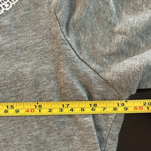 Loft Tshirt with Cut Out Lace - Picture 8 of 10